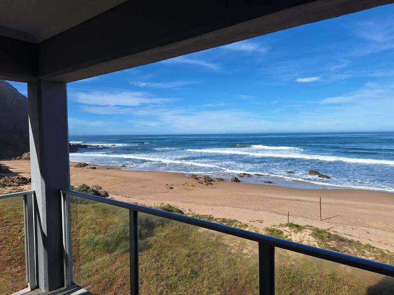 6 Bedroom Property for Sale in Glentana Western Cape